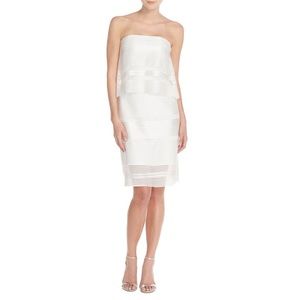 NWT Elliatt 'Crested' Strapless Lace Popover Dress - M